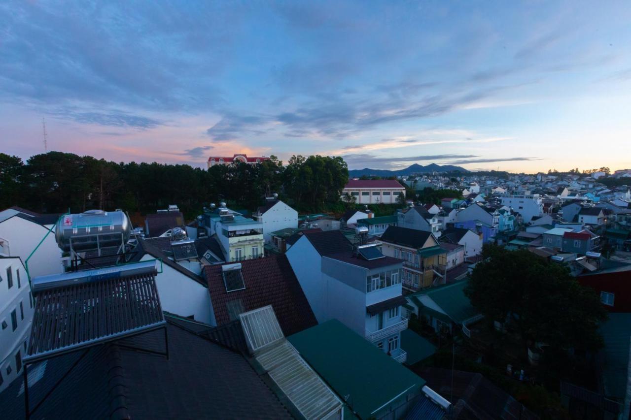Khanh Vy Hotel Da Lat Exterior photo